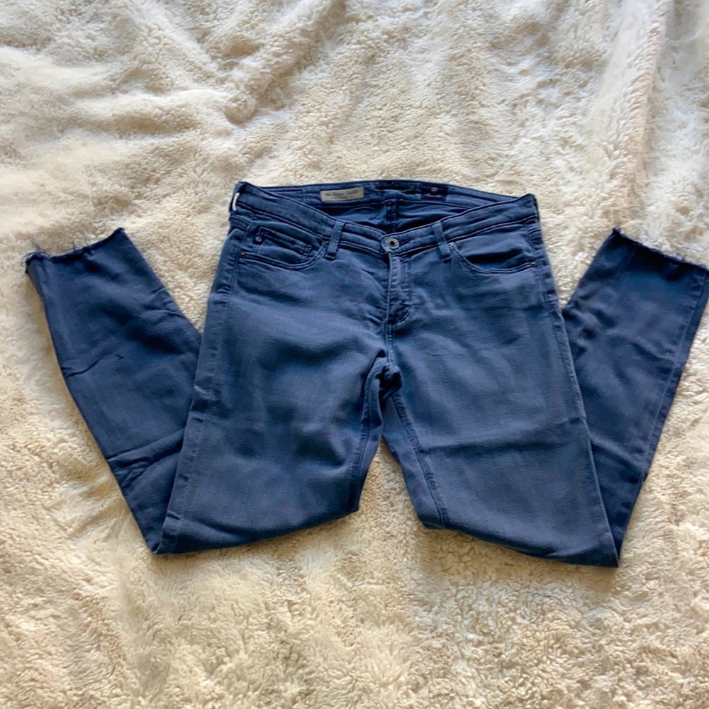 Navy AG - The Stevie Ankle jeans with raw hem